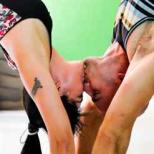 Tantra yoga oefeningen met een partner voor beginners