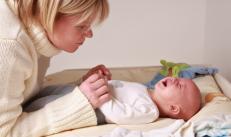 Cum să salvezi un nou-născut de colici